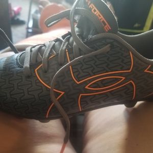 Size 1 youth soccer cleats